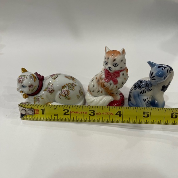 3 Franklin Mint Curio Cabinet Mini Cat Figurines Porcelain Marked Vintage Unique - Picture 12 of 16